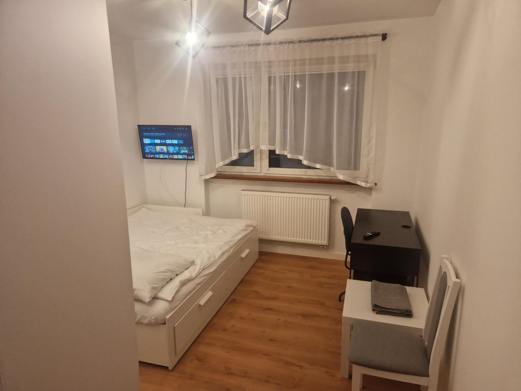 Проживання в сім'ї Budomas Budget Wroclaw-szymanow Freeparking Smarttv Вроцлав